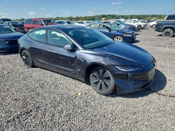 5YJ3E1EB2RF819041 — 2024 Tesla Model 3, photo 4 from Copart, Side