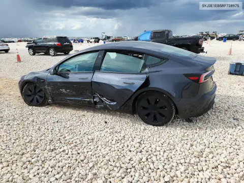 5YJ3E1EB5RF728975 — 2024 Tesla Model 3, foto 2 de Copart, Lateral