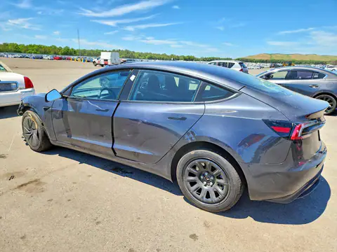 2025 TESLA MODEL 3 VIN 5YJ3E1EA3SF134530 фото 2