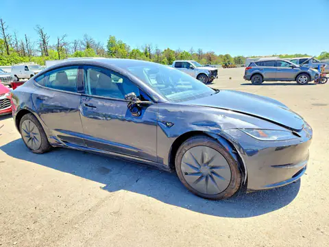 2025 TESLA MODEL 3 VIN 5YJ3E1EA3SF134530 фото 4