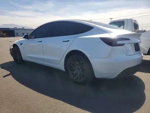 5YJ3E1EA8SF048310 — 2025 Tesla Model 3, ფოტო 2, Copart 26.10.2026, წინა ნაწილი
