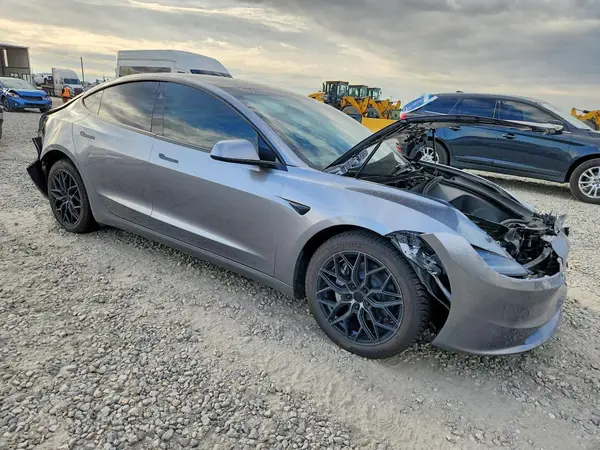 5YJ3E1EB6SF997783 — 2025 Tesla Model 3, photo 4 from Copart, Front end