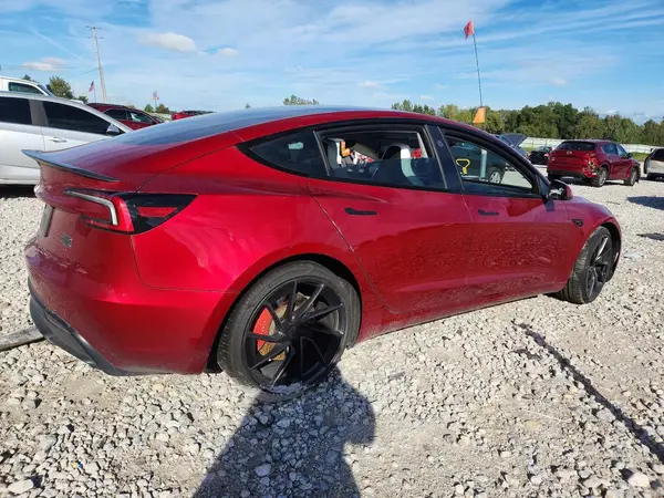 5YJ3E1ET8SF005703 — 2025 Tesla Model 3, zdjęcie 3 z Copart, Przód