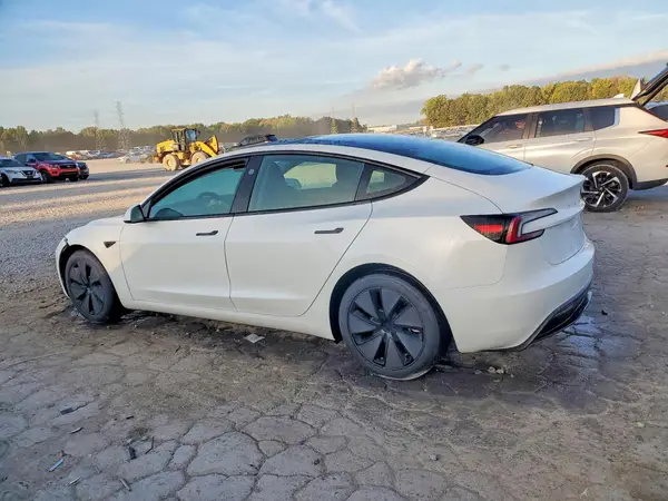 5YJ3E1EB5SF010283 — 2025 Tesla Model 3, photo 2 from Copart, Front end