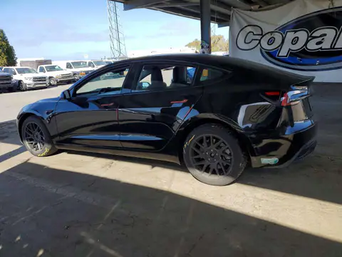 5YJ3E1EB7SF875126 — 2025 Tesla Model 3, фото 2 з Copart 29.10.2026, Передня частина