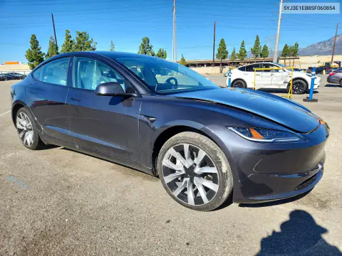 5YJ3E1EB8SF060854 — 2025 Tesla Model 3, foto 4 de Copart, Parte delantera