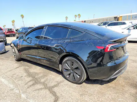 5YJ3E1EB7TF177469 — 2026 Tesla Model 3, photo 2 from Copart 16.10.2026, Front end