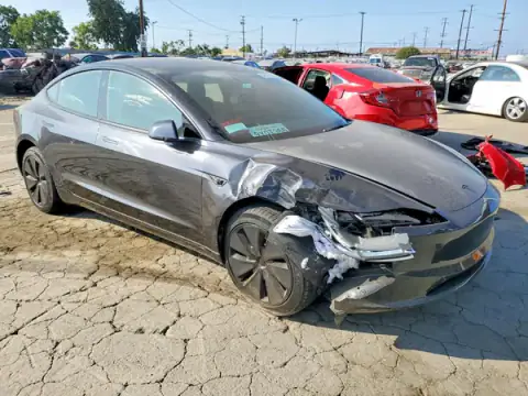 5YJ3E1EA7TF158024 — 2026 Tesla Model 3, photo 4 from Copart, Front end