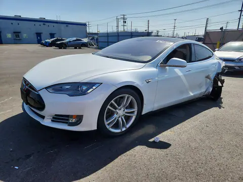 5YJSA1DP2DFP16408 — 2013 Tesla Model S, Задняя часть (Rear End), фото до ремонта