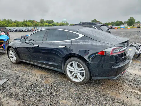 2013 TESLA MODEL S VIN 5YJSA1AC5DFP10085 фото 2