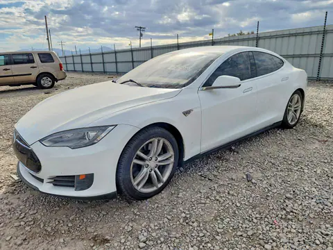5YJSA1AC1DFP10231 — 2013 Tesla Model S, Мелкие вмятины и царапины (Minor Dent/Scratches), фото до ремонта