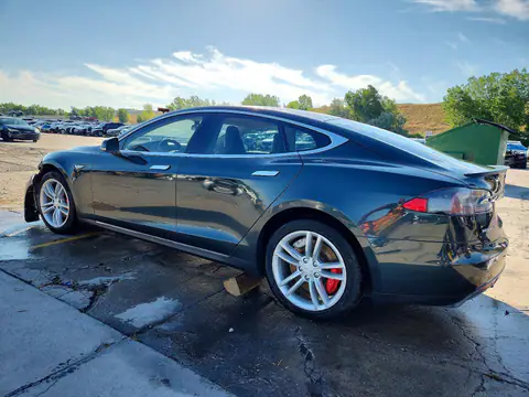 2014 TESLA MODEL S VIN 5YJSA1H16EFP32943 фото 2