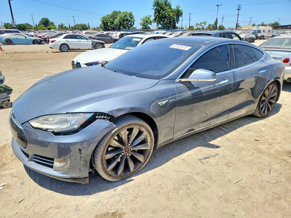 2014 Tesla MODEL S VIN 5YJSA1S11EFP45124 фото 1