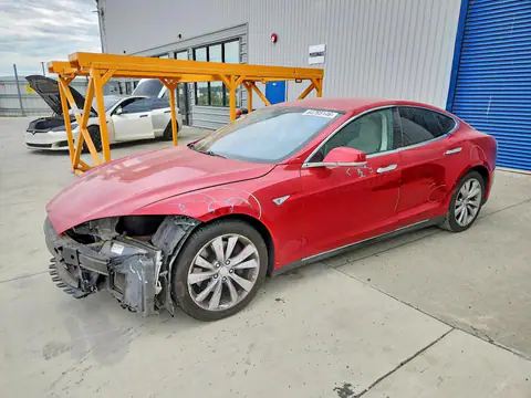 5YJSA1H17EFP52263 — 2014 Tesla Model S, Передня частина (Front End), фото до ремонту