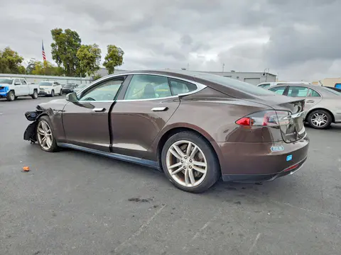2014 Tesla MODEL S VIN 5YJSA1S17EFP29414 фото 2
