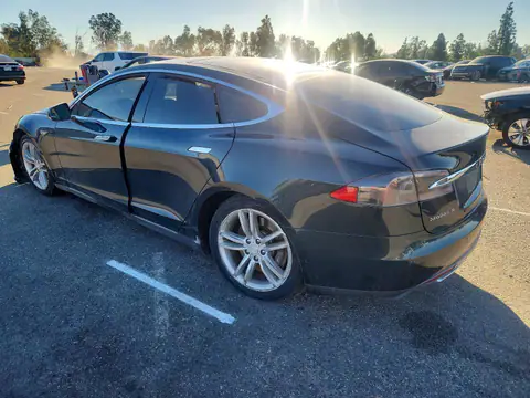 5YJSA1H10EFP32419 — 2014 Tesla Model S, photo 2 from Copart 22.10.2026, Front end