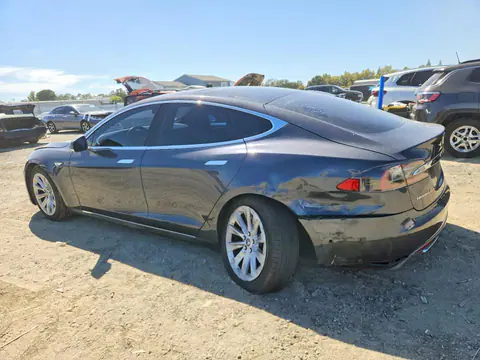 2015 Tesla MODEL S VIN 5YJSA1H11FFP78942 фото 2