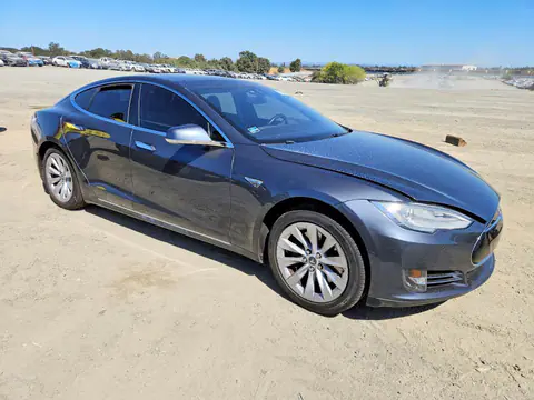 2015 Tesla MODEL S VIN 5YJSA1H11FFP78942 фото 4
