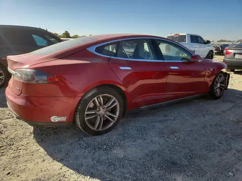 5YJSA1E20FF116086 — 2015 Tesla Model S, photo 3 from Copart 29.09.2026, Front end