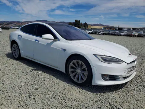 5YJSA1E12GF151480 — 2016 Tesla Model S, zdjęcie 4 z Copart 15.10.2026, Przód