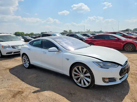 2016 Tesla MODEL S VIN 5YJSA1E44GF128342 фото 4