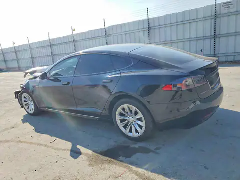 5YJSA1E14GF174940 — 2016 Tesla Model S, photo 2 from Copart 13.10.2026, Front end