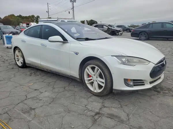 5YJSA1E2XGF128909 — 2016 Tesla Model S, photo 4 from Copart, Side