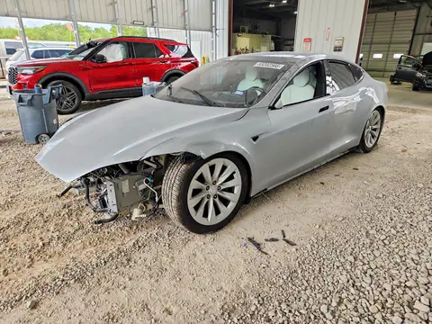 5YJSA1E25HF212217 — 2017 Tesla Model S, Front end (Front End), before-repair photos