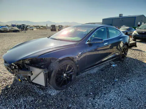 5YJSA1E17HF204322 — 2017 Tesla Model S, წინა ნაწილი (Front End), ფოტოები შეკეთებამდე