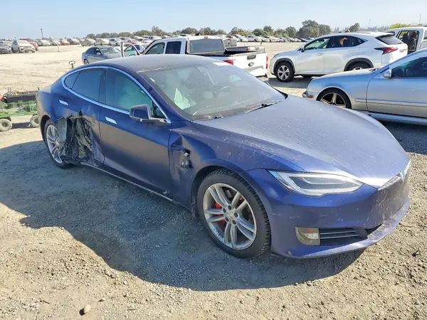 5YJSA1E4XJF289821 — 2018 Tesla Model S, фото 4 с аукциона Copart, Боковая часть