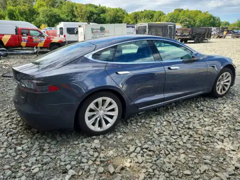 5YJSA1E25JF276148 — 2018 Tesla Model S, photo 3 from Copart 19.10.2026, Side