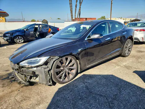 5YJSA1E28JF272773 — 2018 Tesla Model S, Parte delantera (Front End), fotos antes de reparar