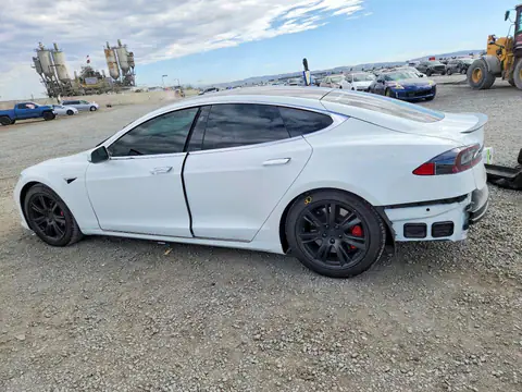 5YJSA1E48LF415841 — 2020 Tesla Model S, photo 2 from Copart 29.09.2026, Rear end