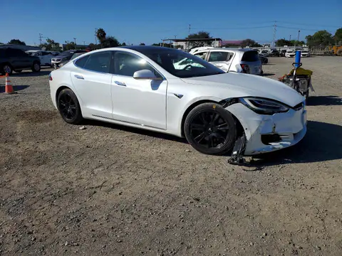 5YJSA1E20LF403326 — 2020 Tesla Model S, photo 4 from Copart 23.10.2026, Front end