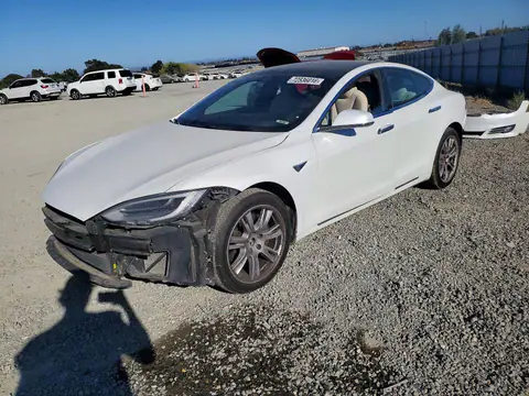 5YJSA1E23LF391964 — 2020 Tesla Model S, Daños en los bajos (Undercarriage), fotos antes de reparar