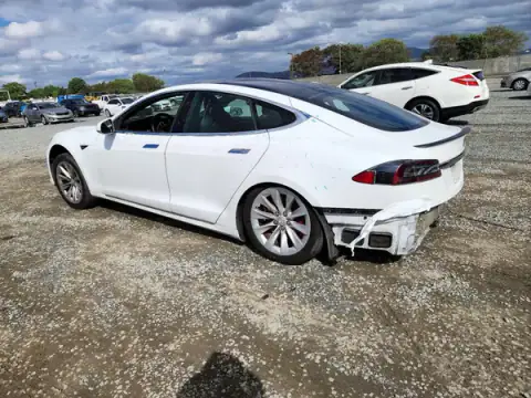 5YJSA1E43LF364975 — 2020 Tesla Model S, photo 15 from Copart 20.10.2026, Rear end