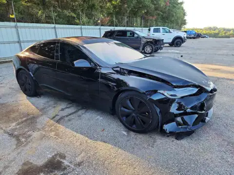 5YJSA1E59RF536640 — 2024 Tesla Model S, zdjęcie 4 z Copart 23.10.2026, Przód