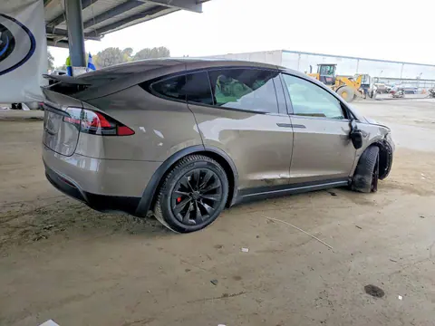 2016 Tesla MODEL X VIN 5YJXCBE41GF000677 фото 3