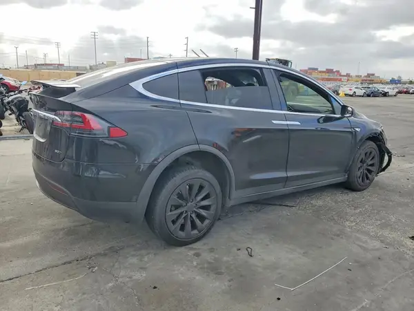 5YJXCBE20GF008087 — 2016 Tesla Model X, photo 3 from Copart 30.09.2026, Front end