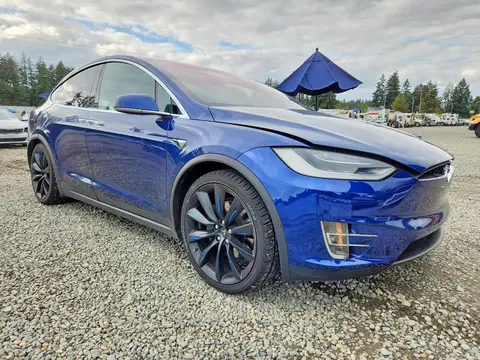 2017 Tesla MODEL X VIN 5YJXCAE26HF047682 фото 4