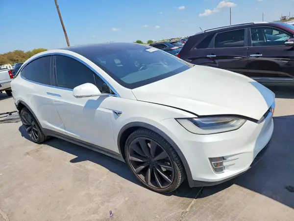 5YJXCBE24HF075714 — 2017 Tesla Model X, photo 4 from Copart, Rear end