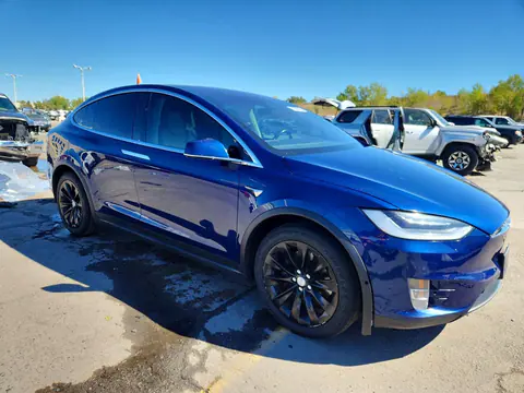 2017 Tesla Model X VIN 5YJXCBE27HF053979 фото 4