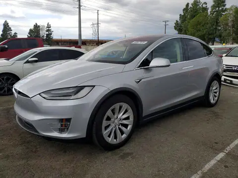5YJXCBE29JF115372 — 2018 Tesla Model X, Tył (Rear End), zdjęć przed naprawą