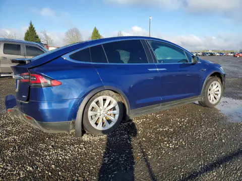 5YJXCBE21JF141190 — 2018 Tesla Model X, photo 3 from Copart 29.09.2026, Frame damage