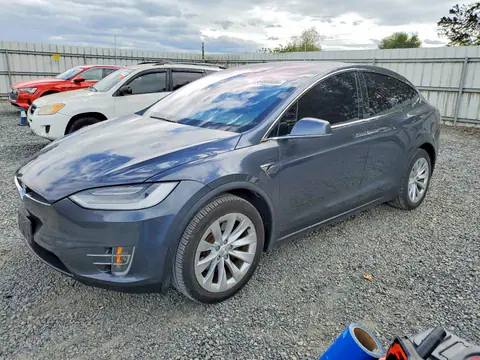 5YJXCAE23KF212174 — 2019 Tesla Model X, Задня частина (Rear End), фото до ремонту