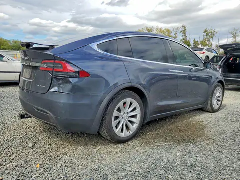 2019 Tesla MODEL X VIN 5YJXCAE23KF212174 фото 3