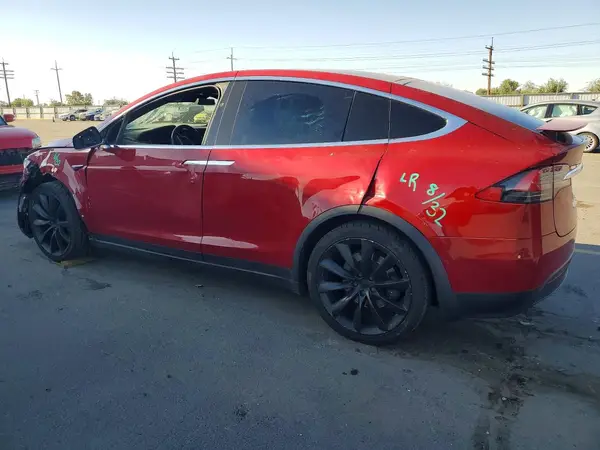 5YJXCBE27KF196194 — 2019 Tesla Model X, photo 2 from Copart, Front end