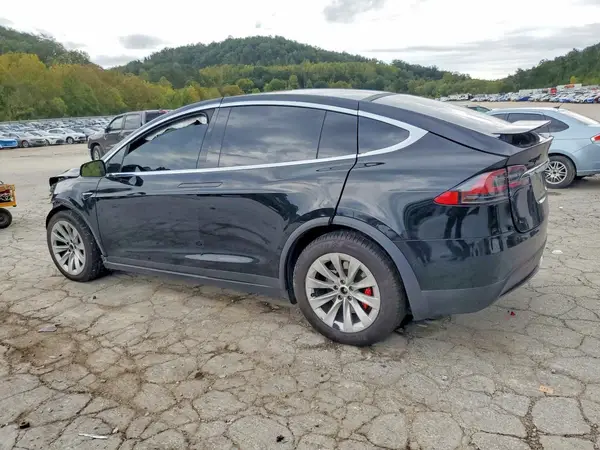 5YJXCDE4XKF205337 — 2019 Tesla Model X, photo 2 from Copart, Front end