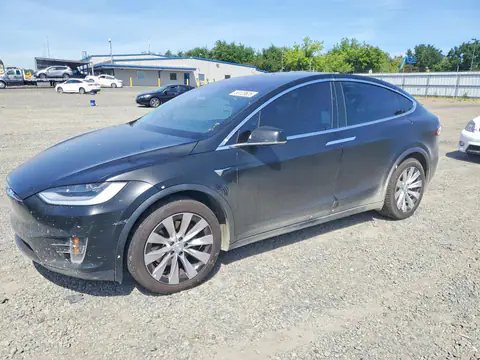5YJXCBE26LF236251 — 2020 Tesla Model X, წინა ნაწილი (Front End), ფოტოები შეკეთებამდე