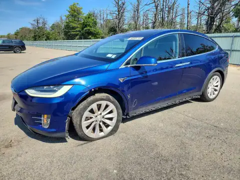 5YJXCBE22LF239017 — 2020 Tesla Model X, Бокова частина (Side), фото до ремонту